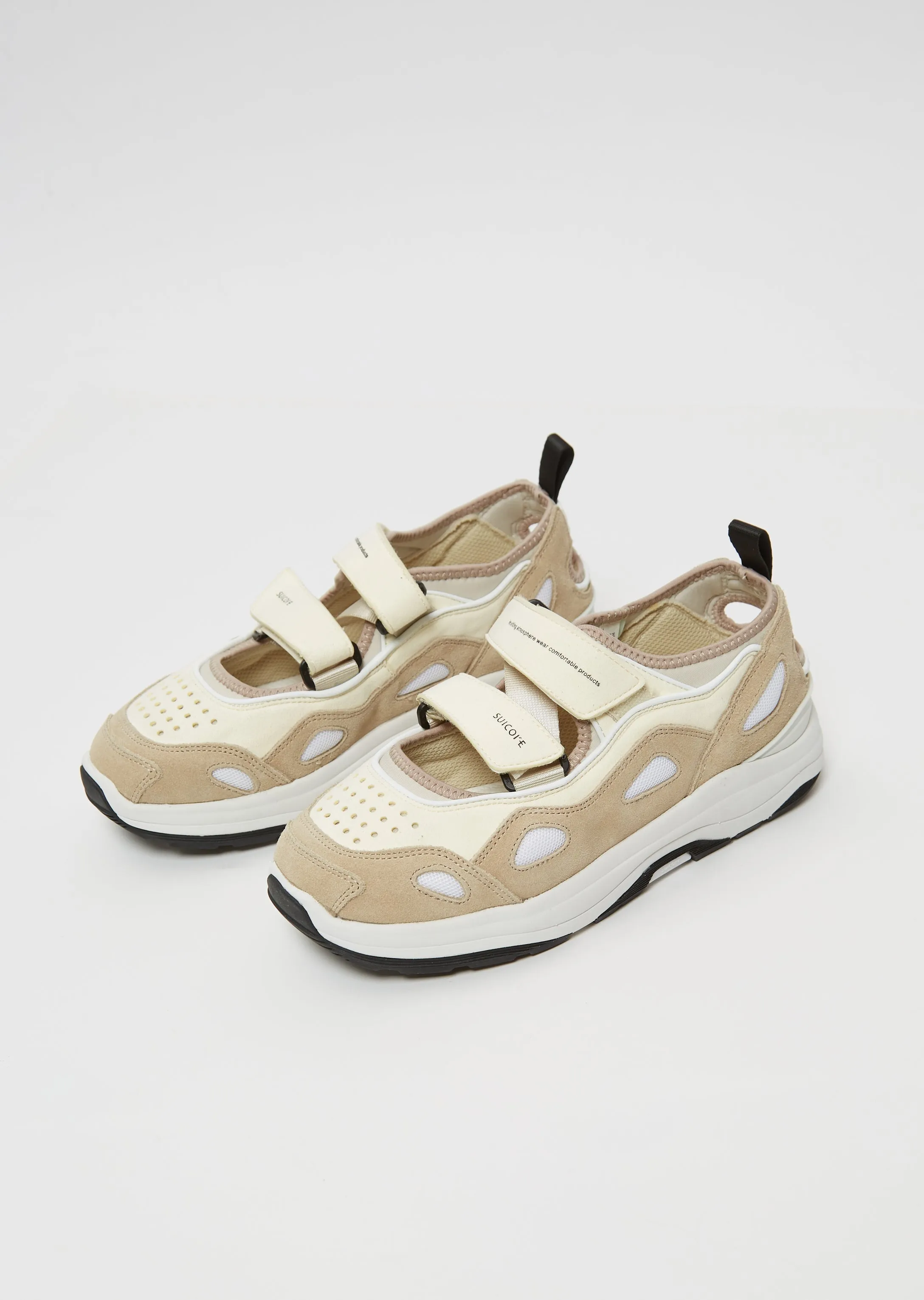 AKK-AB Sneakers — Off-White