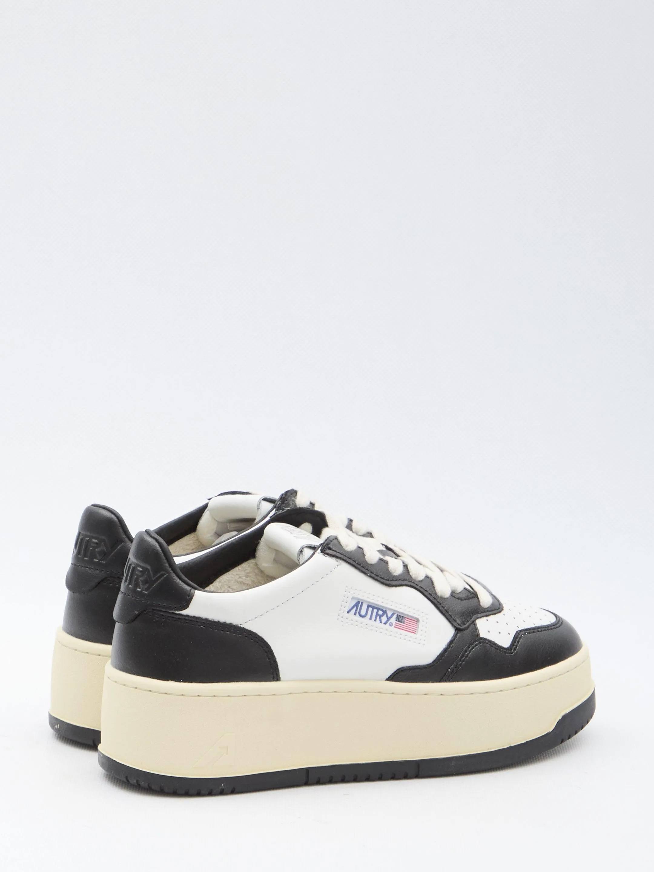 Autry Medalist Platform Low Sneakers