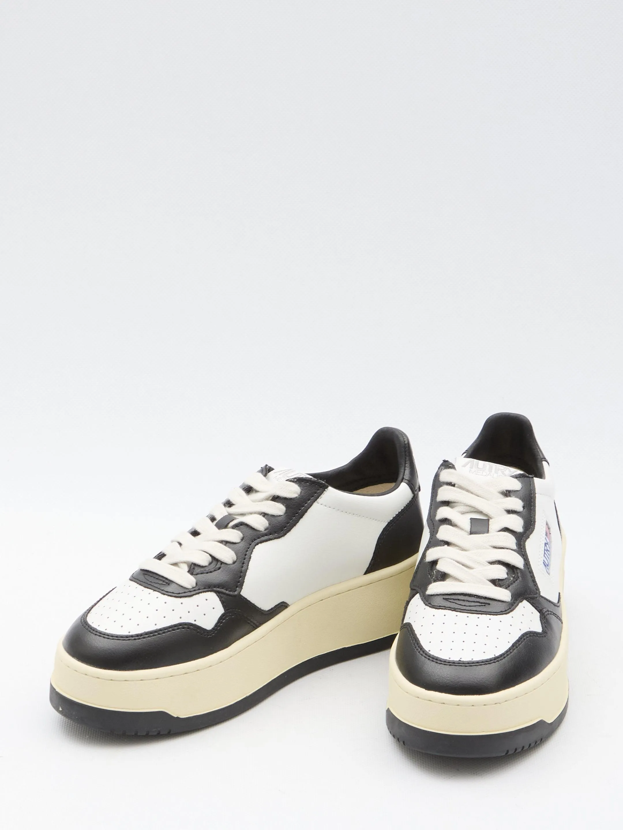 Autry Medalist Platform Low Sneakers