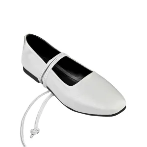 BAILATIRA SCRUNCHED WHITE FLATS