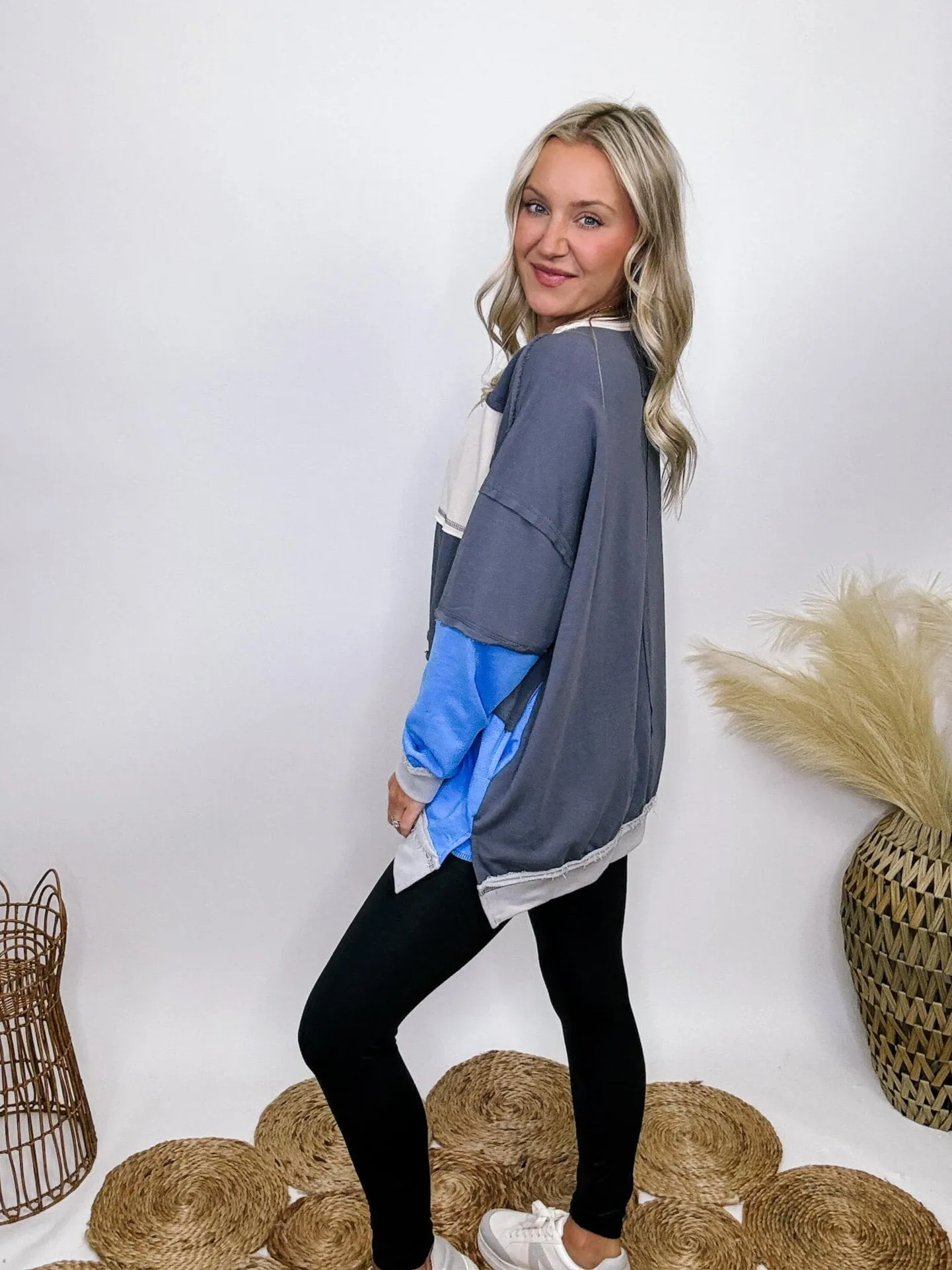 Blue Colorblock Oversized Sweatshirt with Pockets