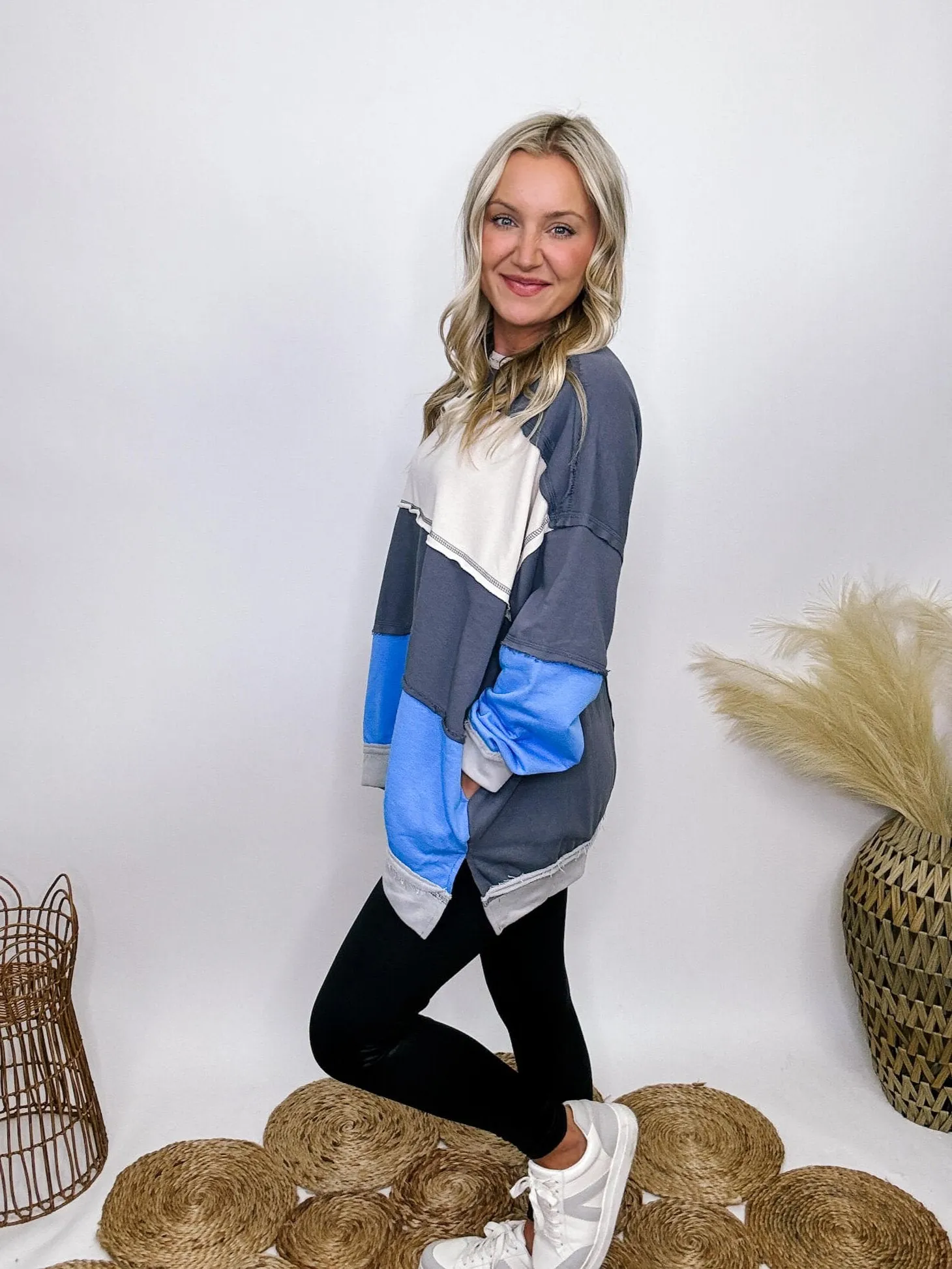 Blue Colorblock Oversized Sweatshirt with Pockets