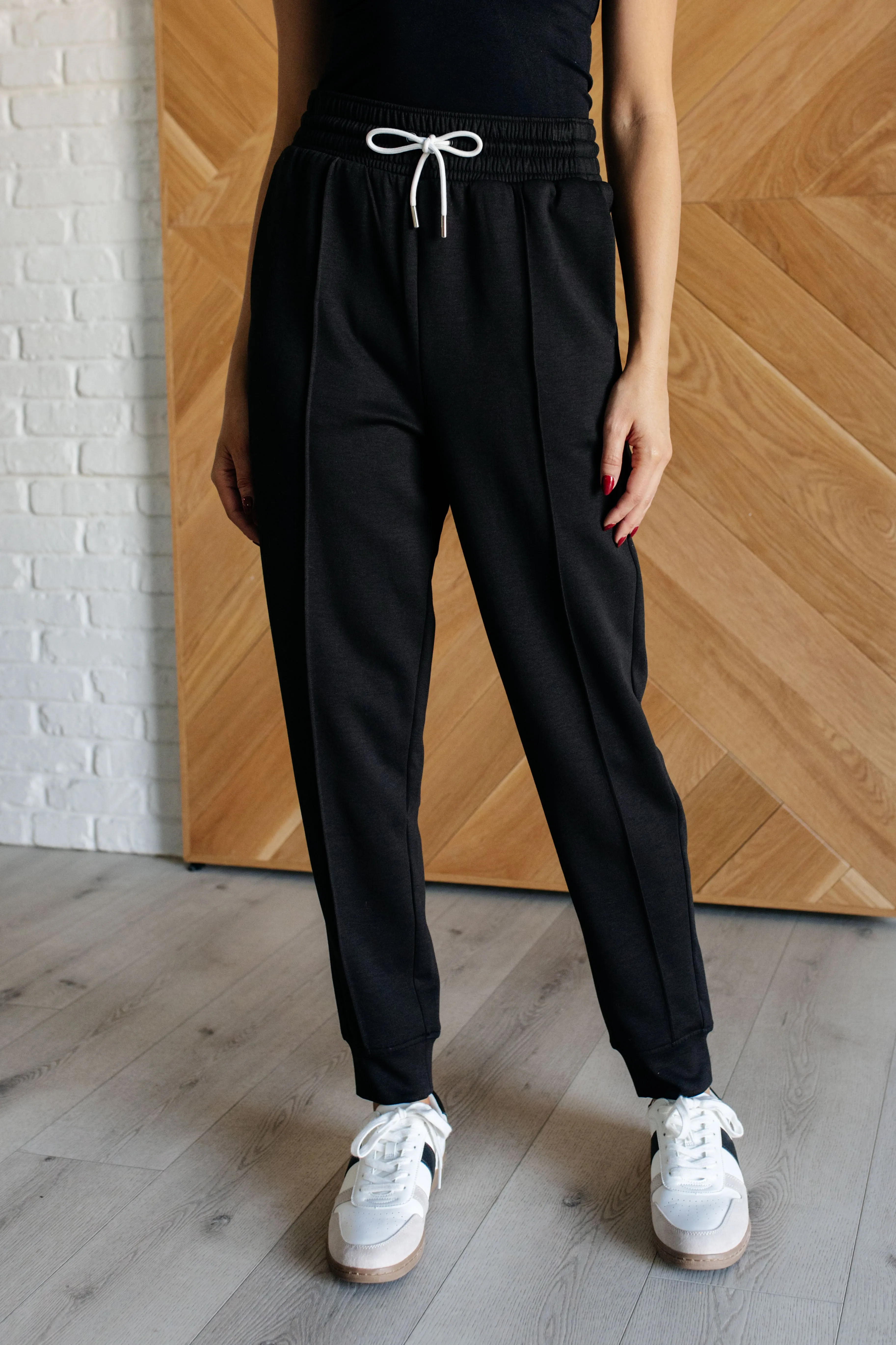 Center Seam Scuba Joggers in Black - 10/16