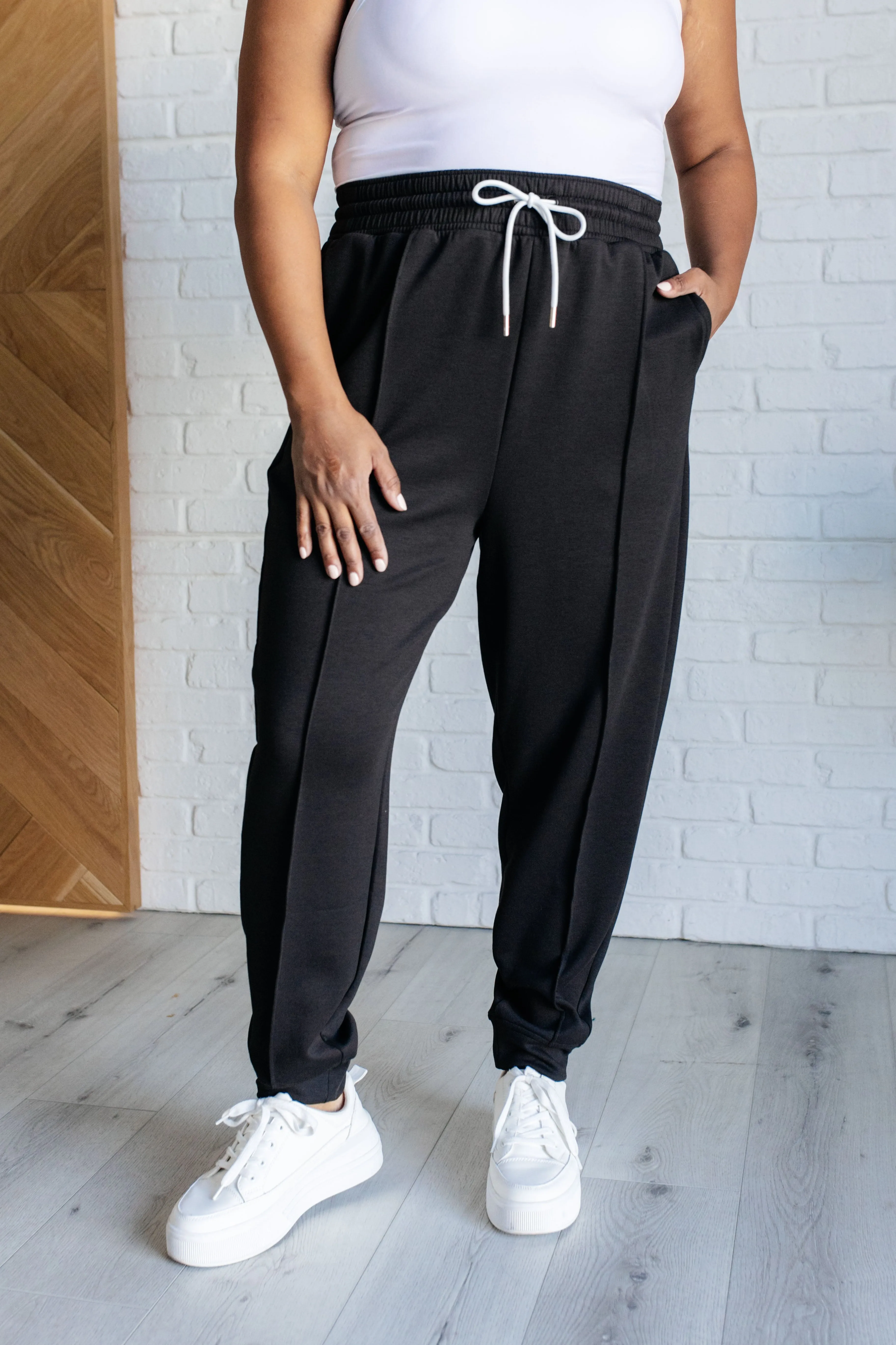 Center Seam Scuba Joggers in Black - 10/16