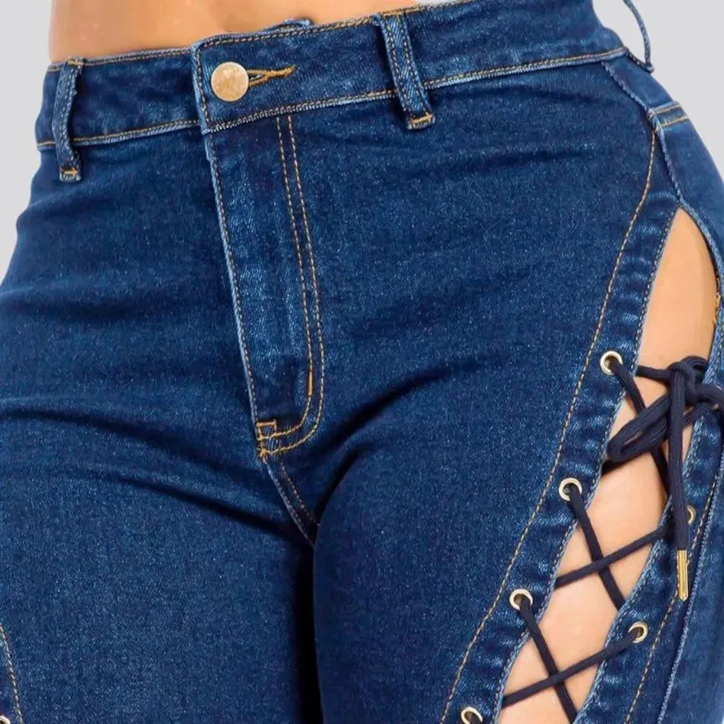 Chic high rise jeans for ladies