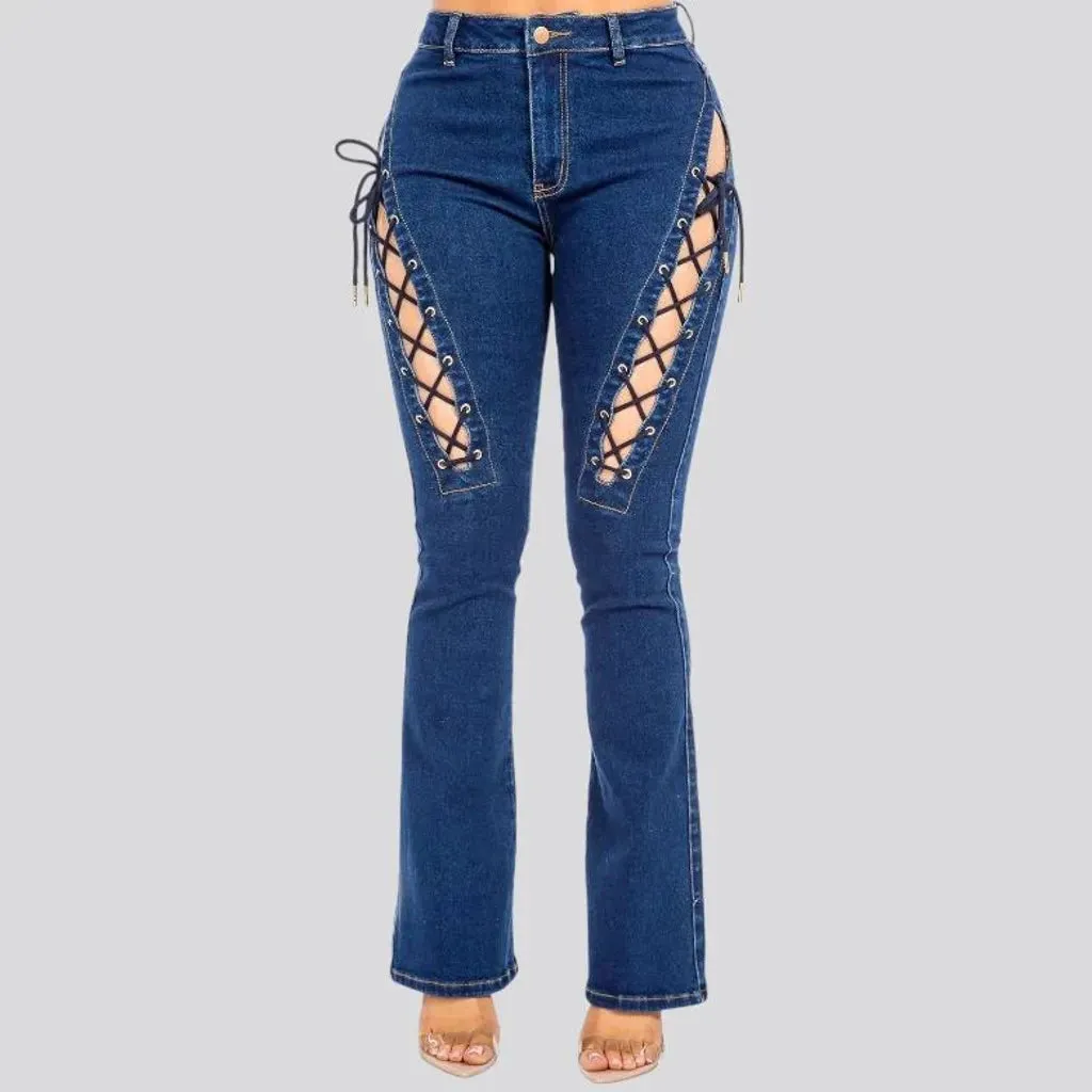 Chic high rise jeans for ladies