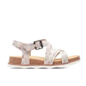 CLARKS -  Brynn Ave Flat Sandal