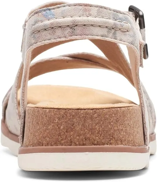 CLARKS -  Brynn Ave Flat Sandal