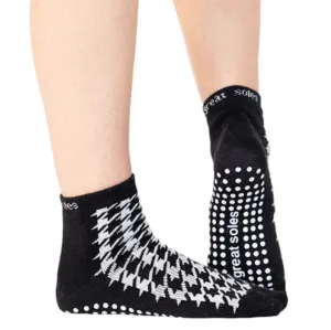 Eeryn Short Crew Grip Sock - Houndstooth (Pilates & Barre)