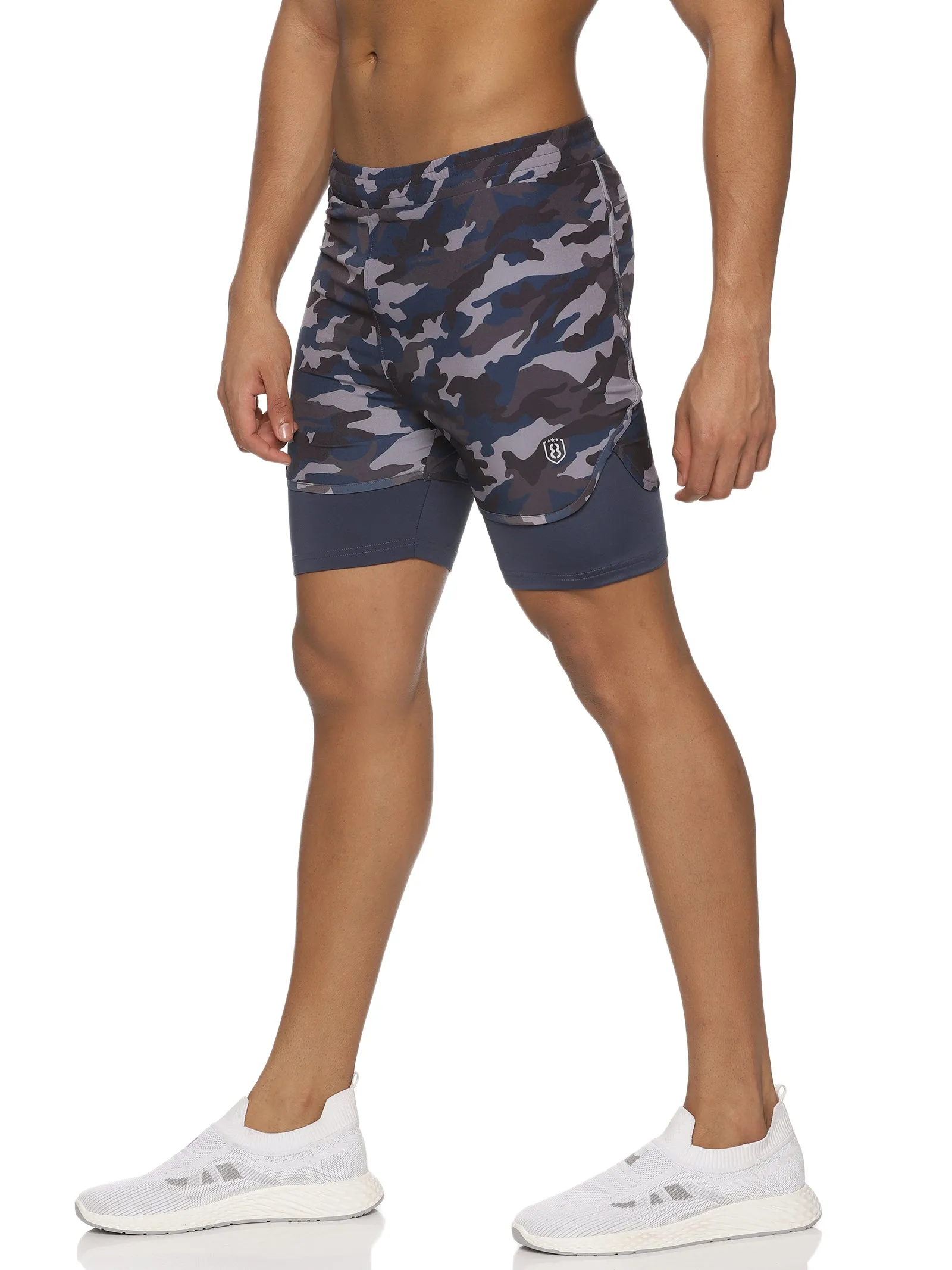 Men Camouflage Printed Shorts With Elasticated Waist & Inner Tights