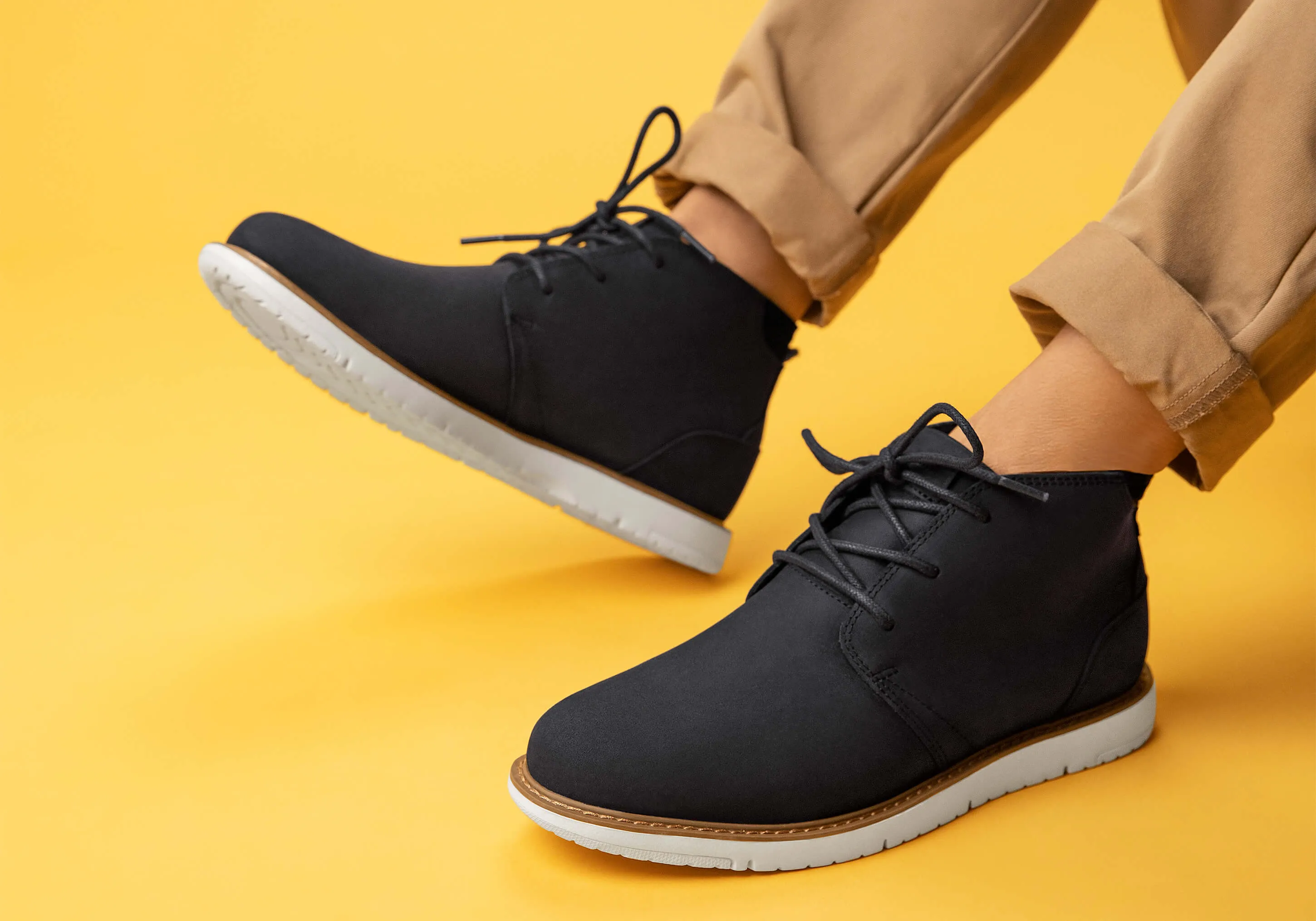 Navi Chukka Boot - Black Leather