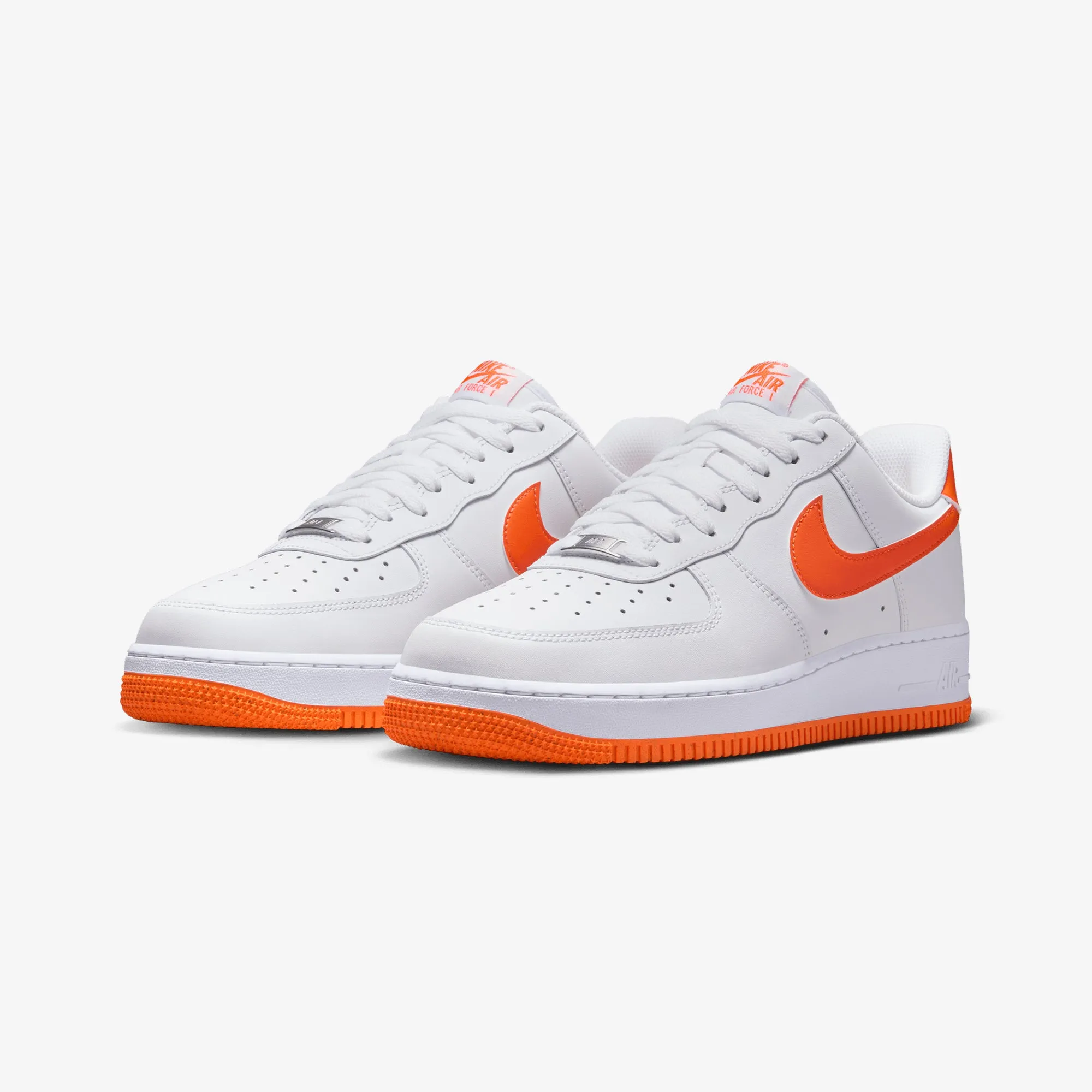 NIKE | AIR FORCE 1 '07 LV8 { WHITE/SAFETY ORANGE-WHITE