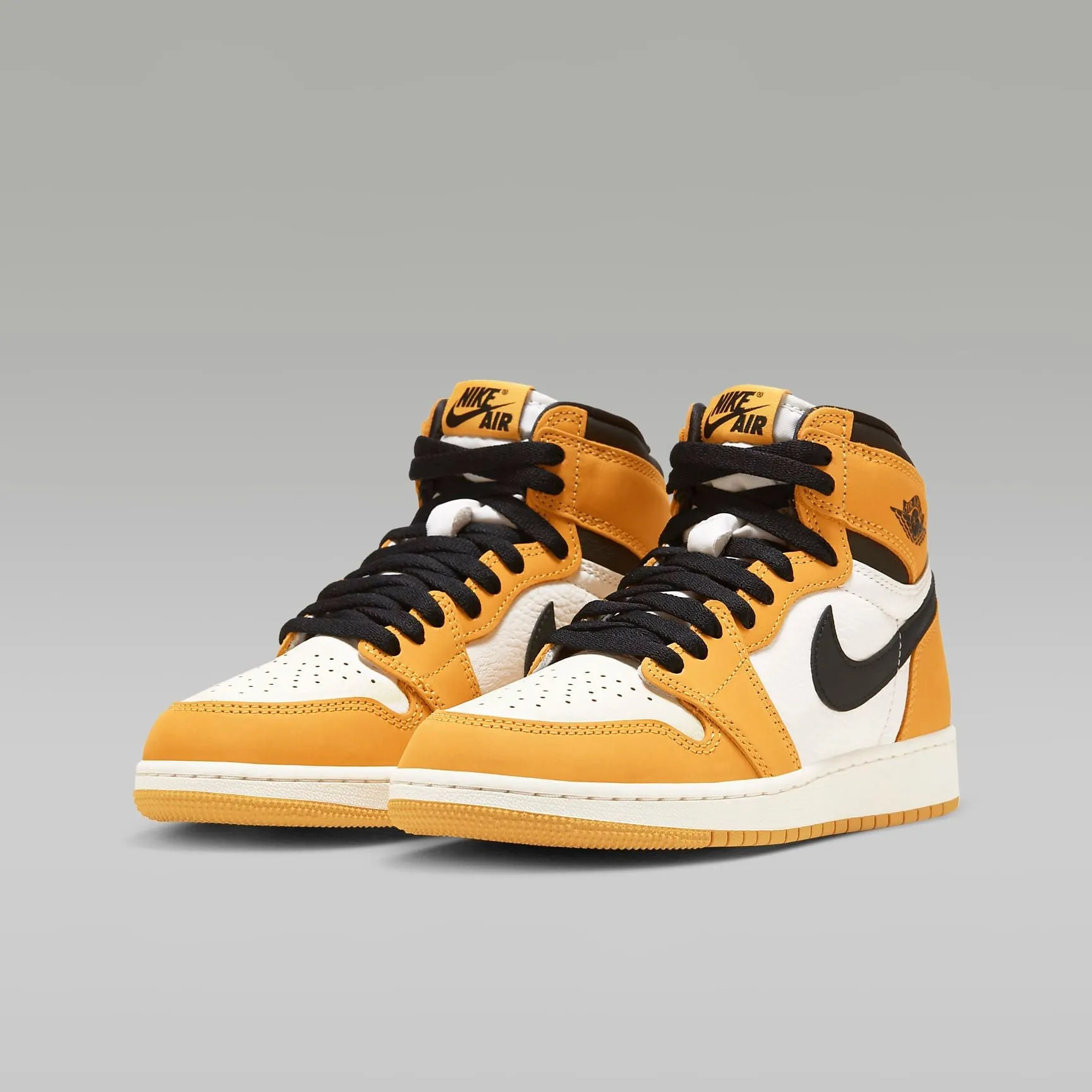 Nike Kid's Air Jordan 1 High OG Shoes - Yellow Ochre / Sail / Black