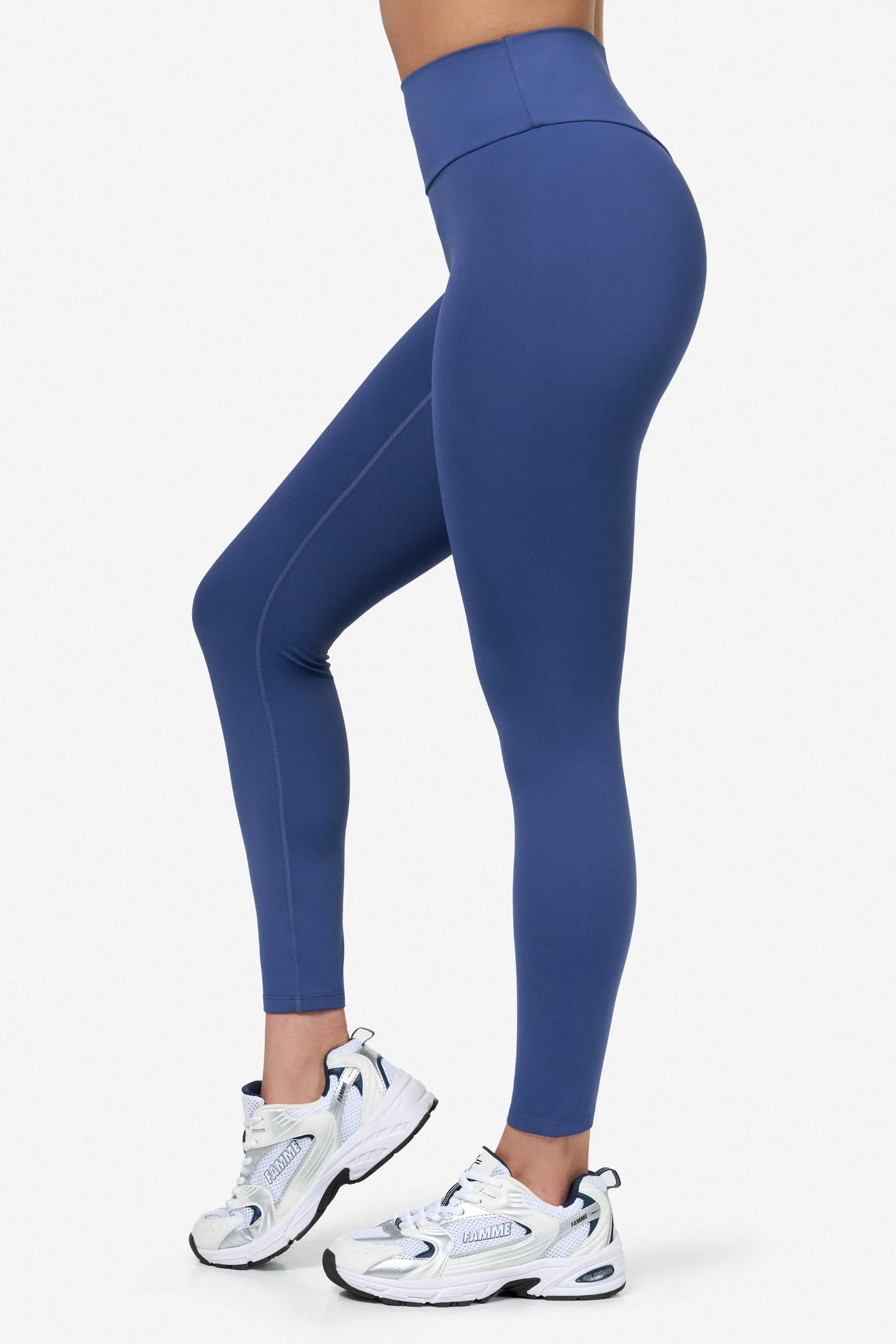 Signature Leggings